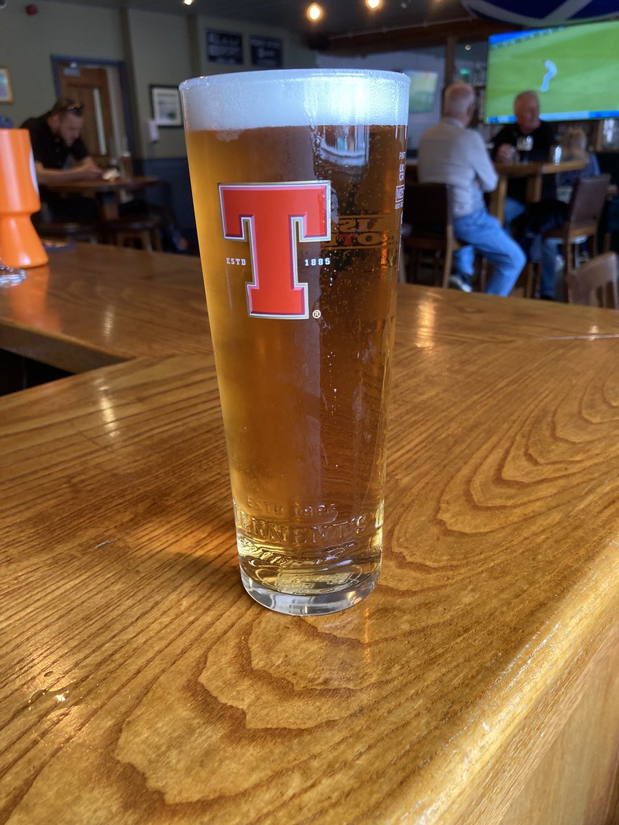 Afternoon. After the excitement of the Rugby we move on to a leisurely pint or two with the cricket in in the background. Cheers all. No milk was harmed in the taking of this picture👍