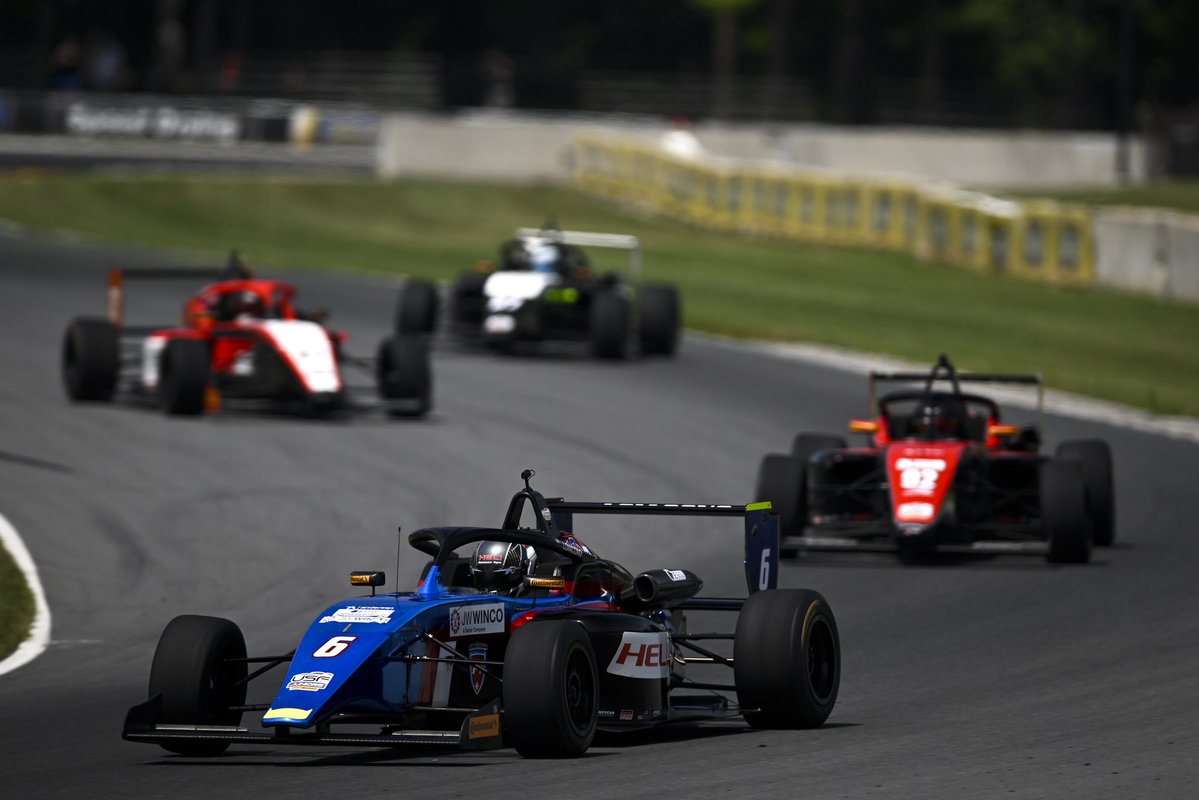 USFJuniors's tweet image. Last day of racing here at Road America! 🏁 Don’t miss the action — watch Race 3 live at 10:55 AM CDT! 📺
#USFPro #INDYCAR #Motorsports