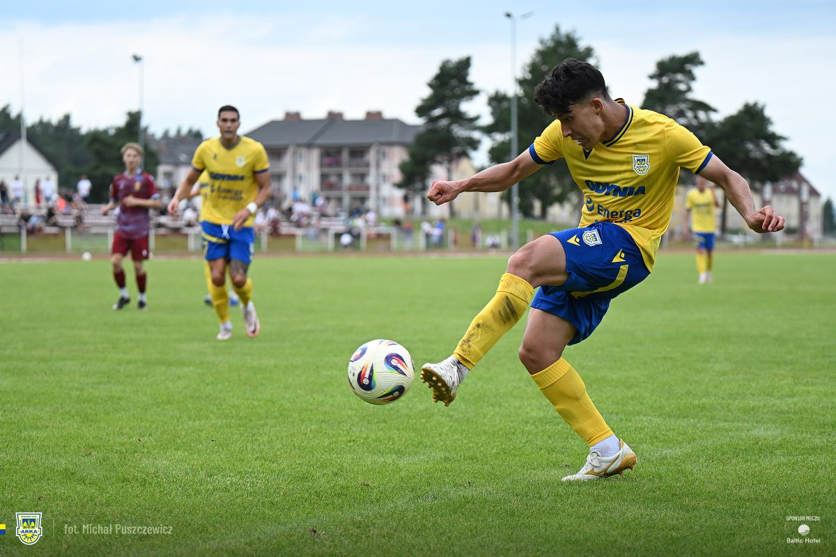 ArkaGdyniaSA's tweet image. Hej, Lębork! Dziękujemy za spotkanie, sparing i miło spędzony czas! Do zobaczenia! 🙌

@pogonlebork - Arka Gdynia 0:4 (0:0)
⚽️ Bramki: Petrović, Gaprindaszwili, Vitalucci, Percan.

📸: arka.gdynia.pl/index.php?typ=…