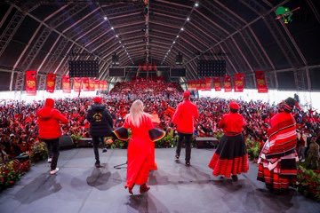 AmandaMavuso_'s tweet image. That dome had a 10thousand capacity but khayelitsha people said, it’s too small. We will pitch up!
#EFFTurns12