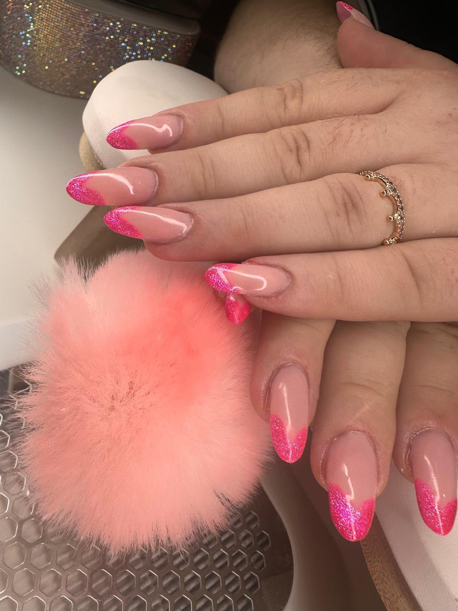 Daniela4Fun's tweet image. Heute gab es neue Nägel. Das Design hat sich meine Herrin @Ks_DomFacette gewünscht 💕