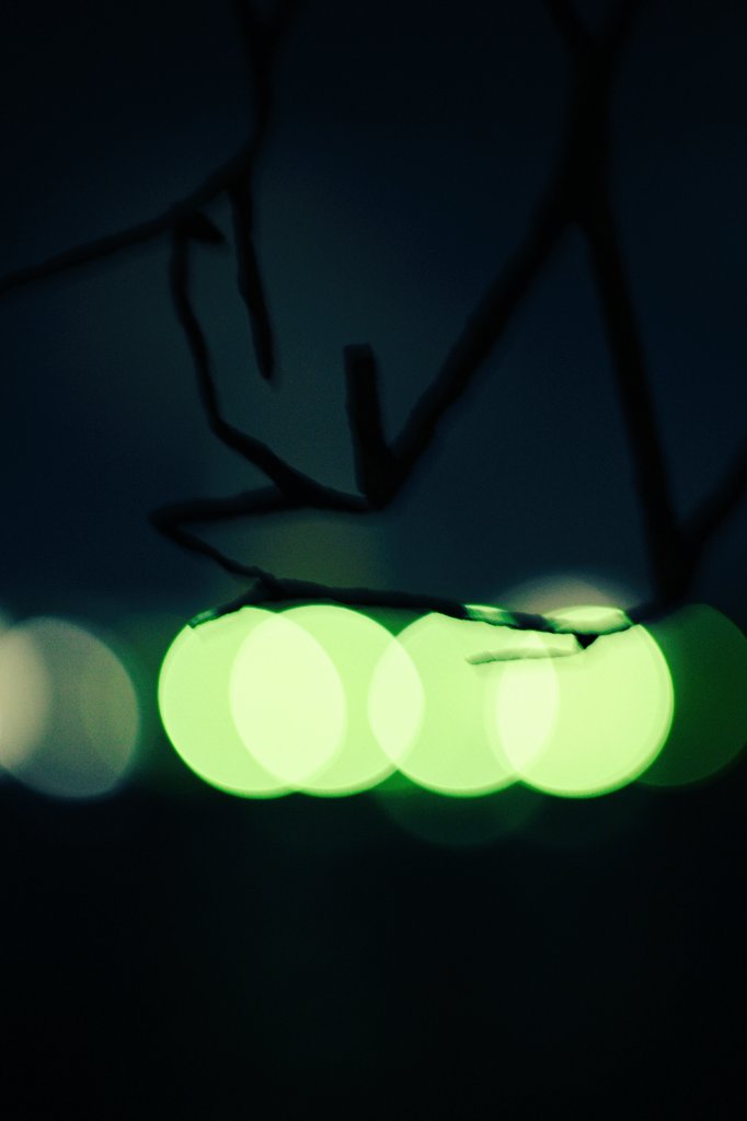 TIME3PM's tweet image. 22:44PM