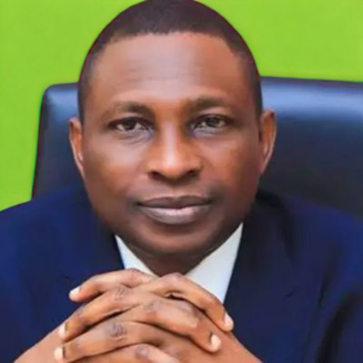 EFCC Warns Nigerians of New Malware-Based Promo Scam

The EFCC has warned the public about a rising scam involving fake promo offers and malware-infected apps. 

#freedomsquarenews #Efcc #Nigeriacitizens