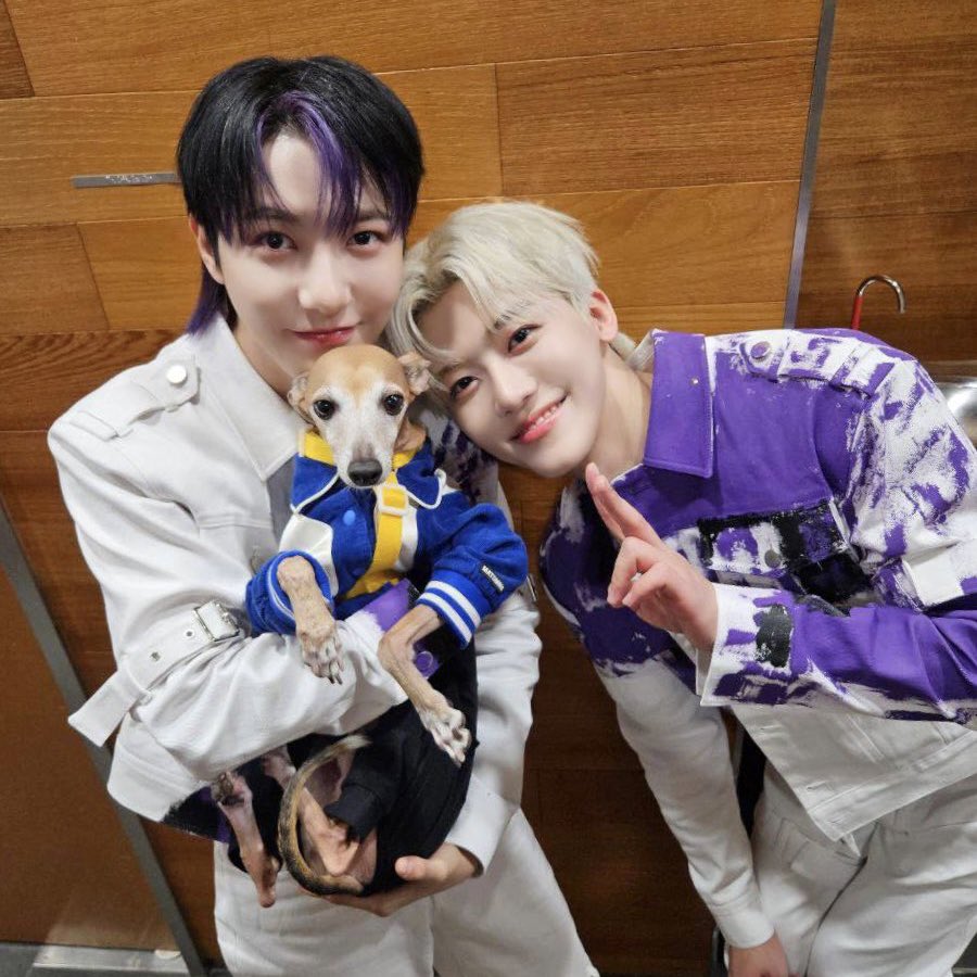 wonderfulkjh's tweet image. บอกแล้วอย่าหาเลี้ยงอะไรด้วยกัน ตอนเลิกมันจะคิดถึงหนักเลย ไปตามพ่อไอบ้อกแบ้กกลับมาด่วน😞