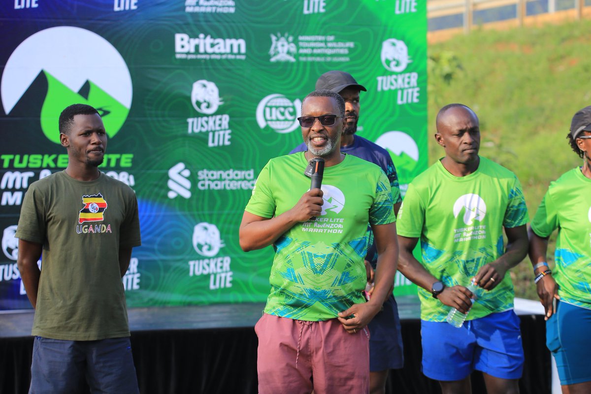 BuzzActivateUg's tweet image. ICYMI:
@MetroplexNaalya was busy with early strides, solid energy and fun during the #TuskerLiteRwenzoriMarathon prep run by @gutsybunch x @RwenzoriMarathn