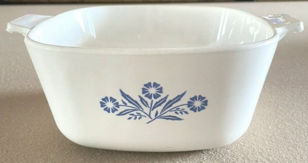 The official logo of “Something smells good.”