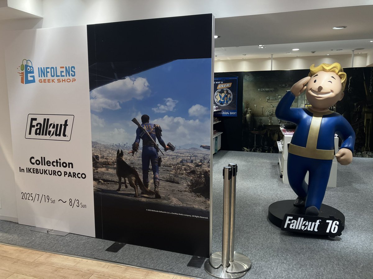 kappa_lily's tweet image. INFOLENS GEEK SHOP様の
「#Fallout Collection」池袋にて、
・ヌカ・コーラ・クアンタム バーマット
・スローカムズ・ジョー マグカップ
を購入!そして「YOSチャンネルを見た」でボールペンももらってきました!
バーマット前から欲しかったから嬉しいよ...!マグカップもこの形最高すぎるな。