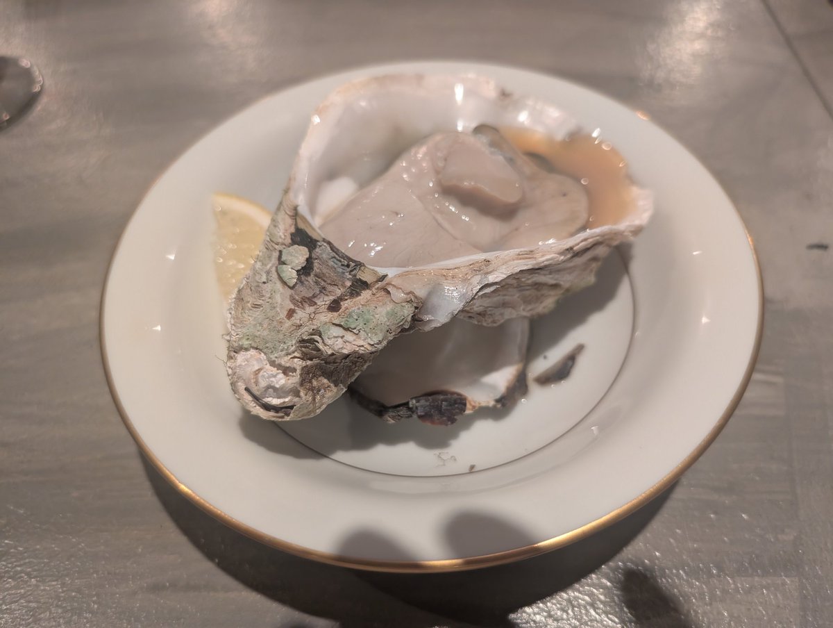 ymizushi's tweet image. 初ワイ鍋をキメた。