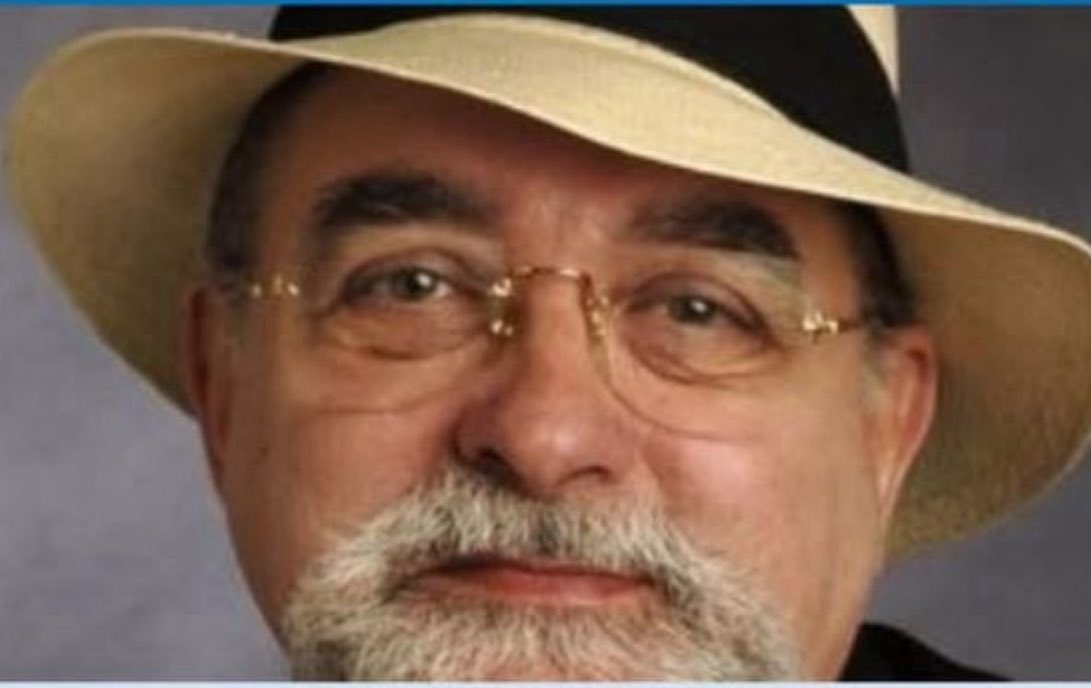 atahull's tweet photo. Avui 15aniversari de la seva mort "Marius Carretero" 🌹💚🙏 https://t.co/kXdttFDzYR