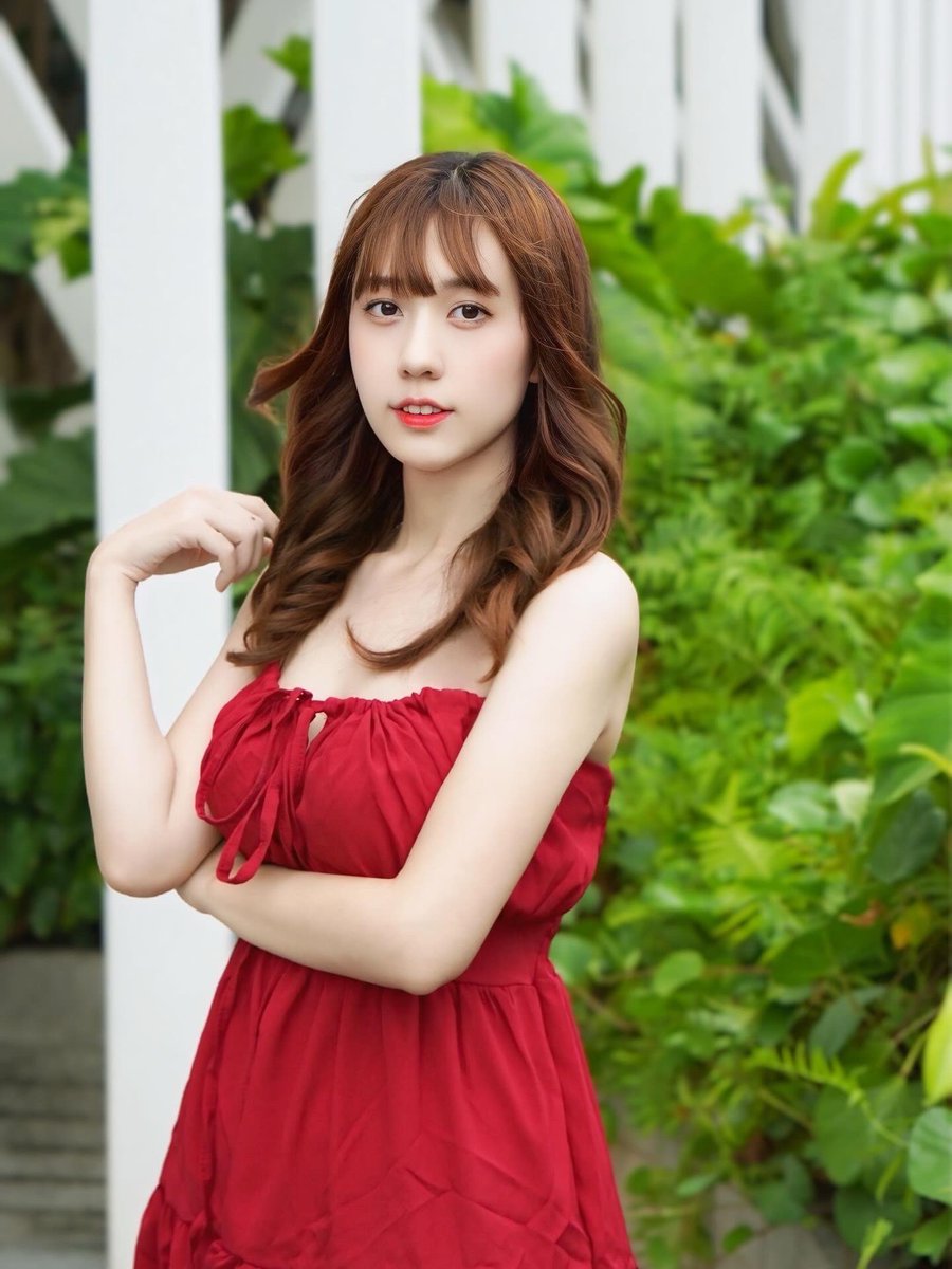 放ちながら心へと忍び込む 𝙒𝙤𝙣𝙙𝙚𝙧 𝙞𝙣 𝙮𝙤𝙪𝙧 𝙬𝙤𝙧𝙡𝙙𝙎𝙥𝙖𝙧𝙠𝙡𝙚 𝙞𝙣 𝙢𝙮 𝙝𝙚𝙖𝙧𝙩❤️

พรุ่งนี้ มาเจอกันนะคะ🧡🫶

Stage : 19:30 🎤
Cheki : 21:40

📌ที่  DONKI Mall Thonglor, 4th Floor 🎵

#Baifernchan #バイファーンちゃん 
#BaifernPhatchamon  #アイドル