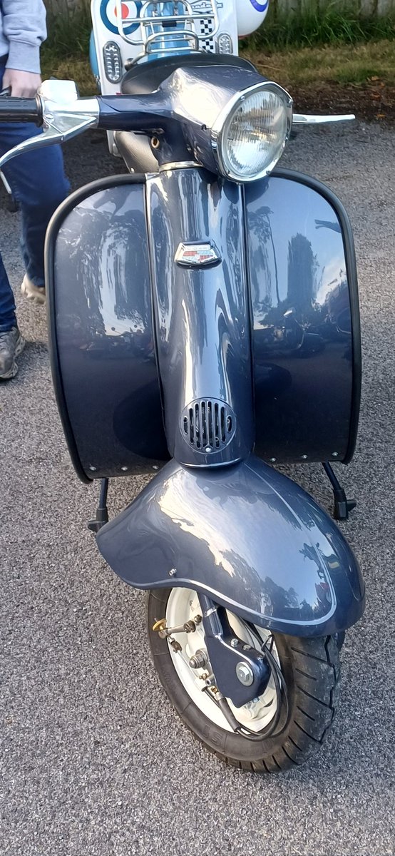#Scooterlife4yorkshire 
#Noclubscooterriders
Nice clean winter model.
