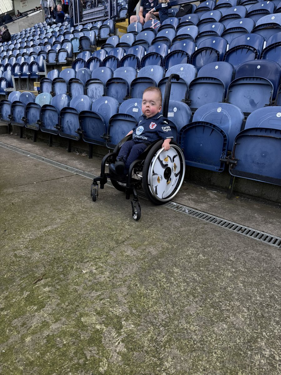 Wee man has arrived for his first game <a href="/RaithRovers/">Raith Rovers Football Club</a>
