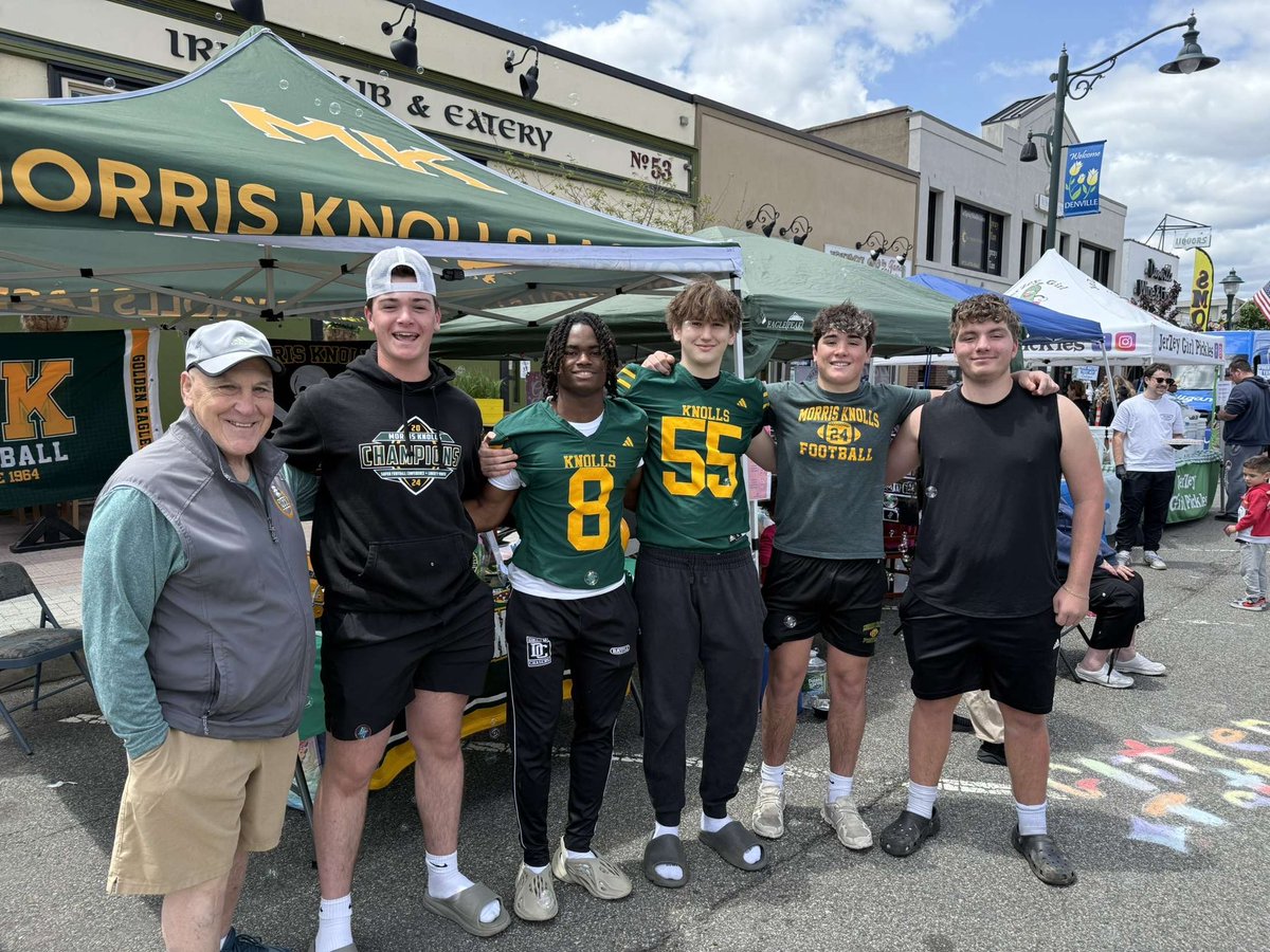 Lost a great coach and even better friend. Coach Gerry Gallagher Thankyou for everything you taught me on and off the field. Nobody loved the game more than you.Gone but never forgotten. It was truly a privilege to have you by my side these passed 2 seasons. Rest in Peace Coach❤️
