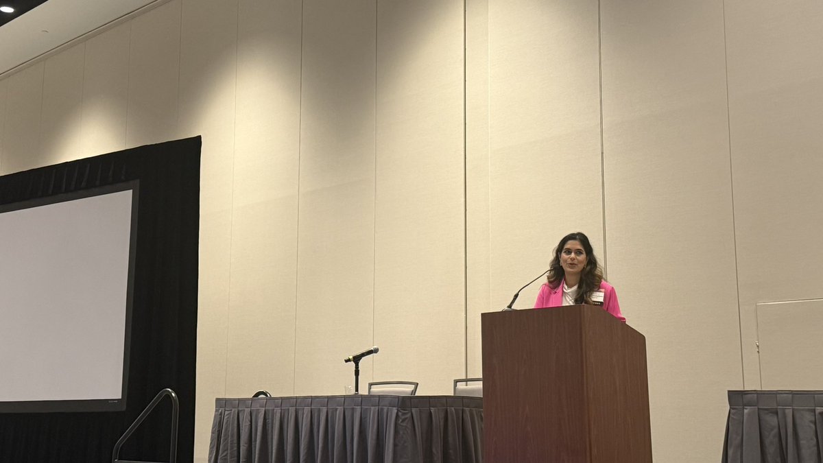 Abdallah81MD's tweet image. Now starting Session 2 the solid Cancers: Moderating by @kczmj Zahra MahmoudJafari PharmD
National #ICE_T #MedEd #myeloma #USMIRC @USMIRCNEWS @OncoAlert #سرطان_الدم #المايلوما @CancerNetwrk