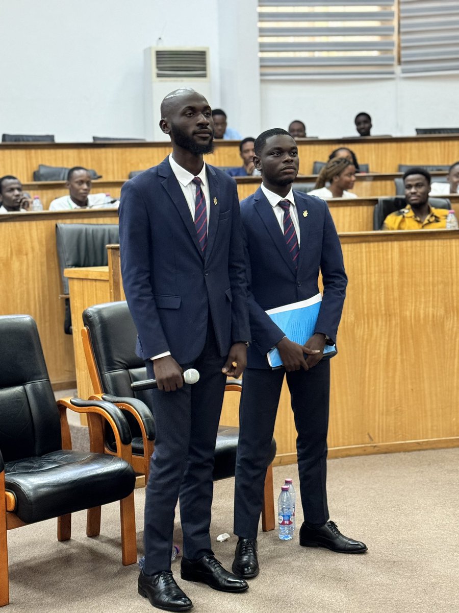 theknustgazette's tweet image. โผ๏ธ An Official Information โผ๏ธ
Before the distinguished vetting panel now stand Master Shakir-Is-Haq and Master Justice Atuahene Frimpong, poised and ready to be screened for the high office of SRC President.
With vision and determination, they enter the room where leadershipโฆ