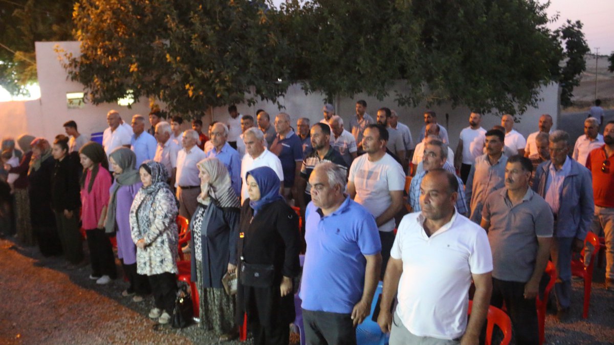 demurfail63's tweet image. Demokratik Toplum Buluşmaları kapsamında bugün Bêrhis (Kuyucak) Köyü’ndeydik.
Berecûk ilçesine bağlı Birhîs Mahallesi’nde halk toplantısı gerçekleştirdik.
Köy halkıyla bir araya gelerek talepleri ve çözüm önerilerini konuştuk. Demokratik katılımın ve ortak yaşamın önemini…