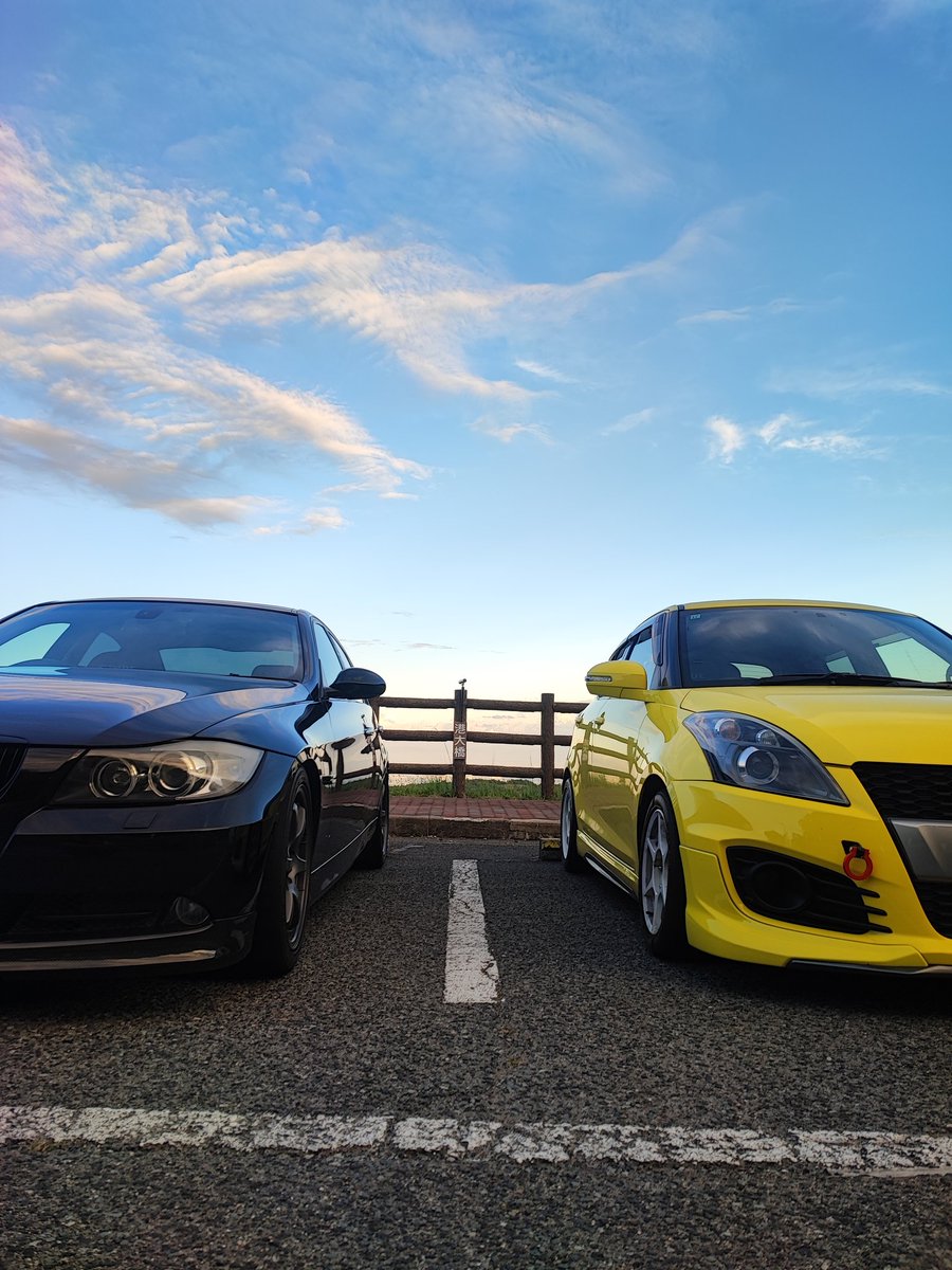 wakiase_forever's tweet photo. フォーエバー号　復活

ハザードレーシングさんに修理してもらいました！ありがとうございました！

刺さらないように気を付けつつ（慣れないことはしないように）、引き続き踏みます！ https://t.co/5Geh5mmqHf