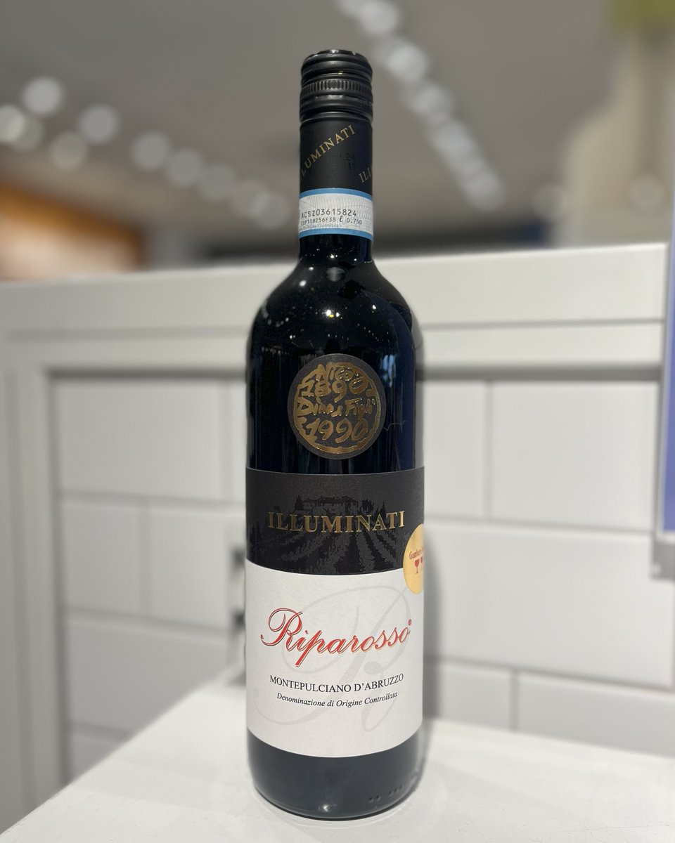 From Italy, Illuminati Riparosso d'Abruzzo brings deep ruby color and aromas of licorice, dried fig, toasted nuts, and floral notes🍷

Available <a href="/theNSLC/">NSLC</a> <a href="/nlliquor/">NLC Liquor Store</a> &amp; ANBL
.
.
.
#illumanati #innovativebeverages #riparosso #dabruzzo #italianwine #redwine #winelover
