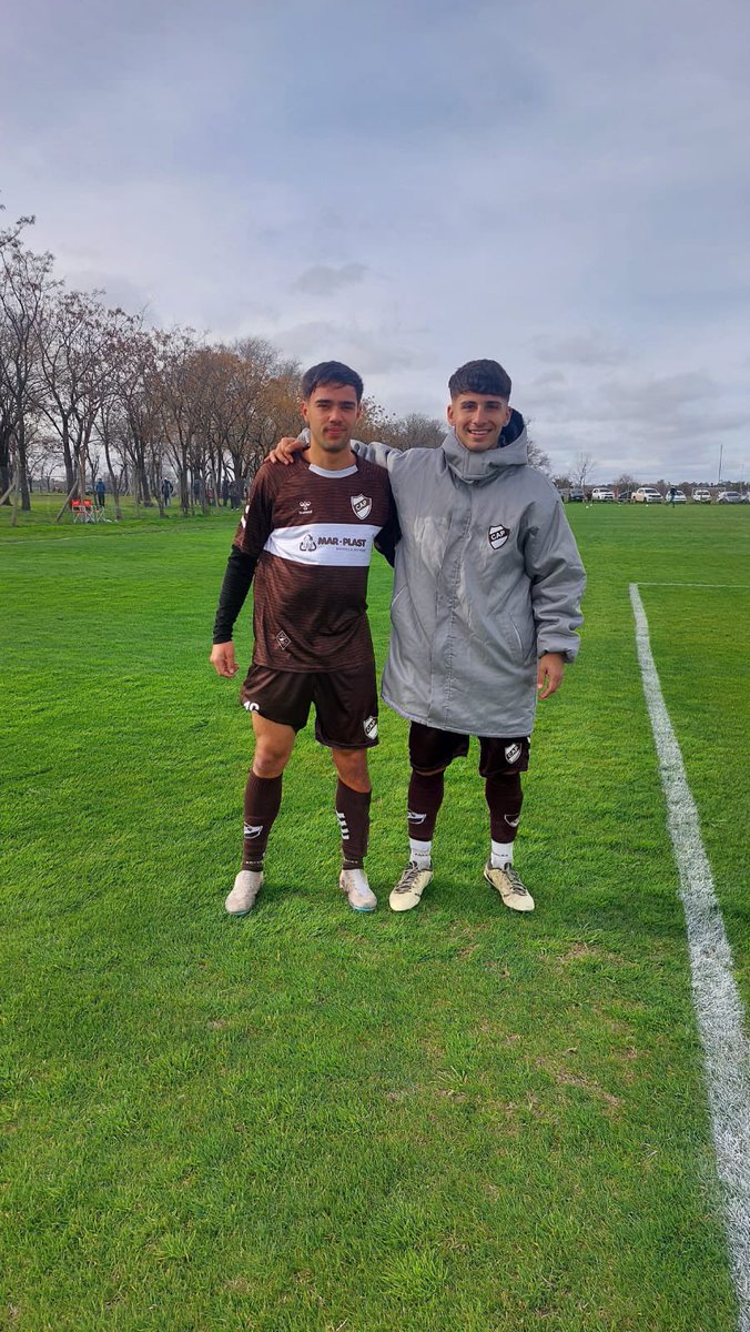 inferiorescap's tweet image. #JuvenilesLPF 🔚 Finales 🆚 Barracas Central

➡️ [V] #Cuarta: 2-1 (🦑⚽️📸 Valentino Buccolo y Mateo Quesada)
❌ Luca Ramírez falló un penal.

➡️ [L] #Séptima: 0-2

#SiemprePlatense🤎