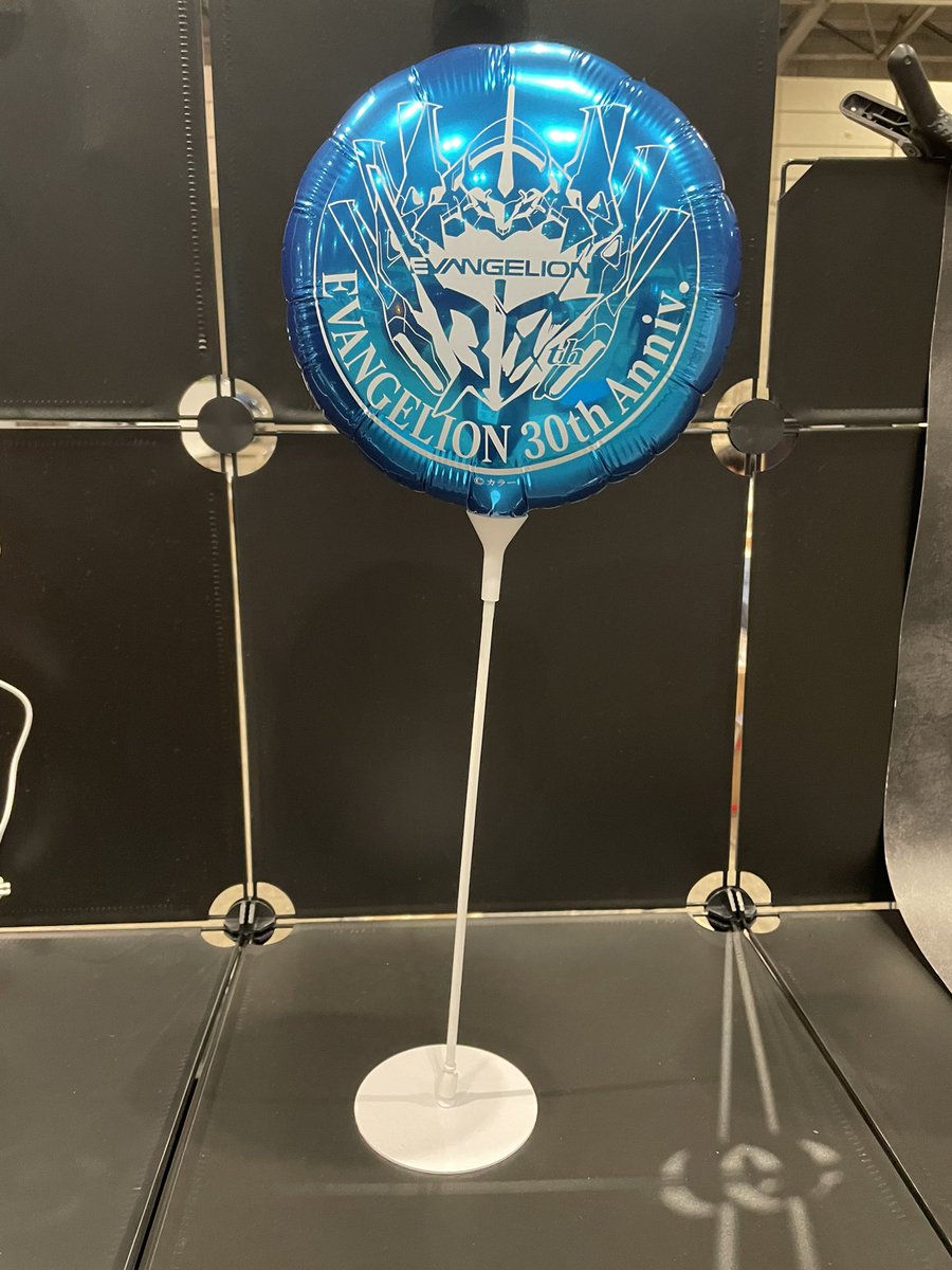 shintarofantom's tweet image. 今回はイベント参加ディーラーブース向けにこんなバルーンを配って頂いて何気にありがたいです🙏
#wf2025s #ワンフェス2025夏 #エヴァンゲリオン #エヴァワンフェス @hirachi75