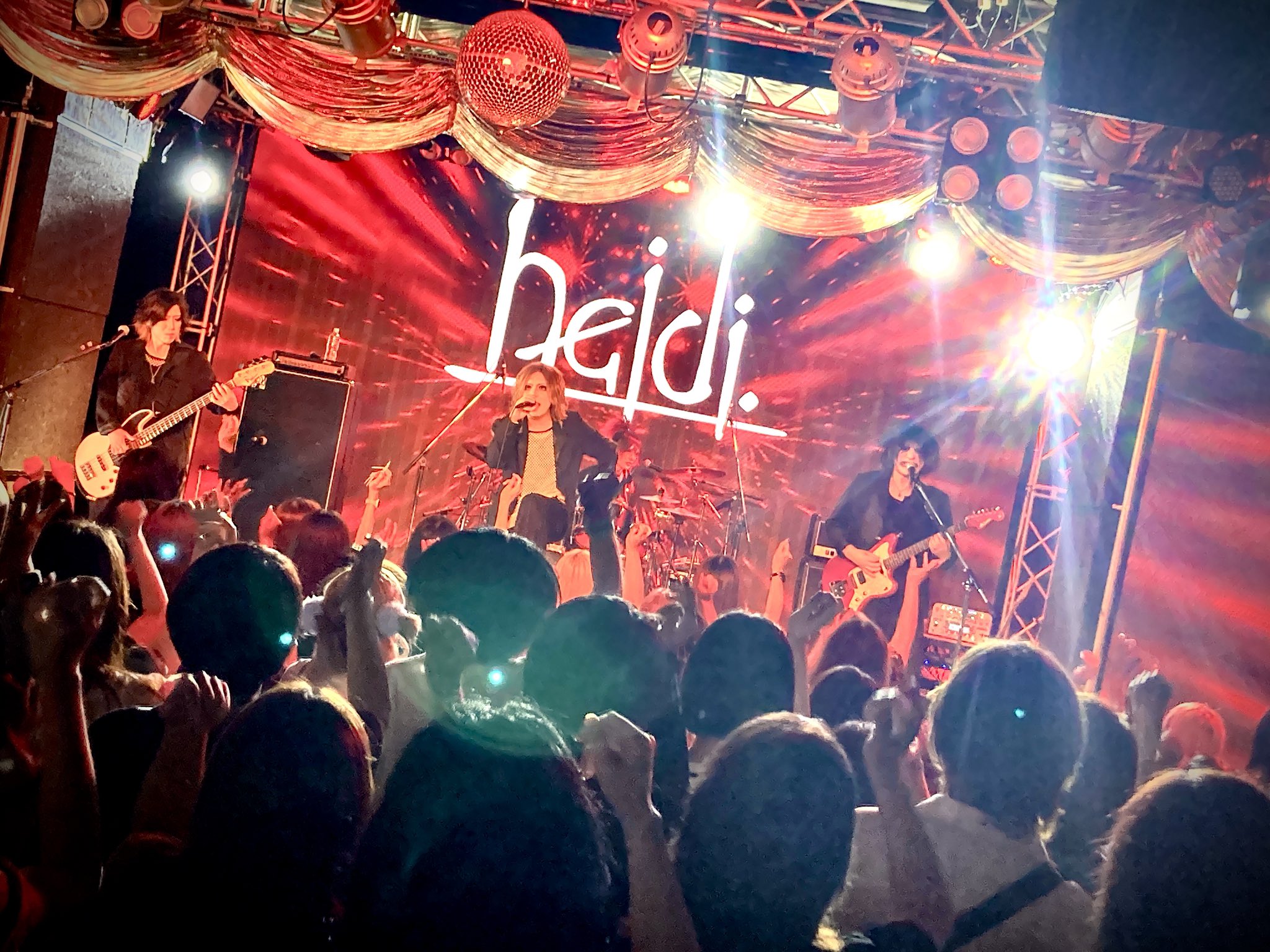 タヒチアート マオヒ セットアップ レッド heidi_staff on X: 