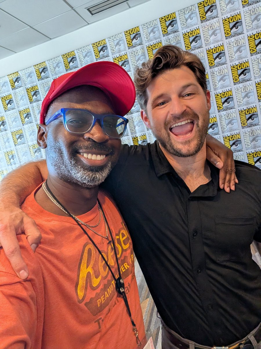 BuzzWorthyRadio's tweet image. Reunion with this guy here! #sdcc #upload