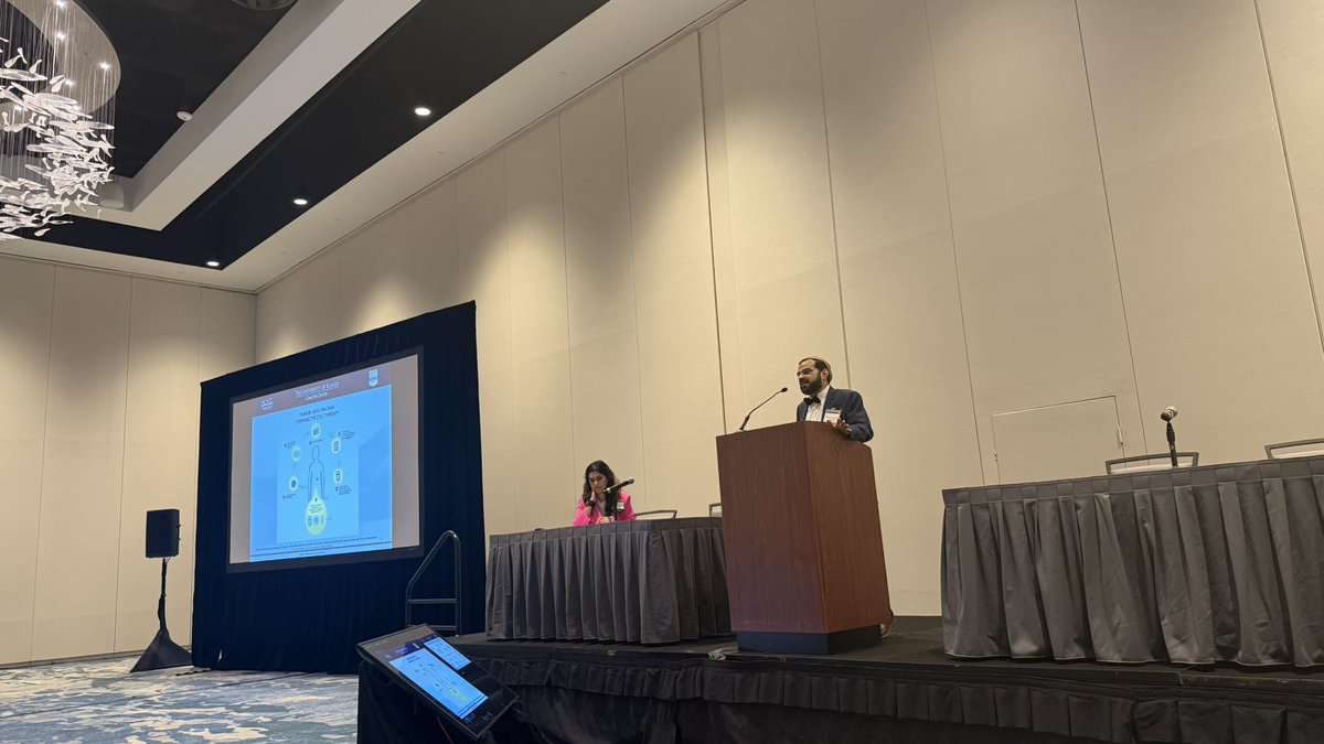Abdallah81MD's tweet image. Now presenting @mumairmushtaq from @KUcancercenter “Current and Future Development of Cell Therapies in Melanoma”
National #ICE_T #MedEd #MedTwitter #USMIRC @USMIRCNEWS @OncoAlert #سرطان_الدم #المايلوما @CancerNetwrk