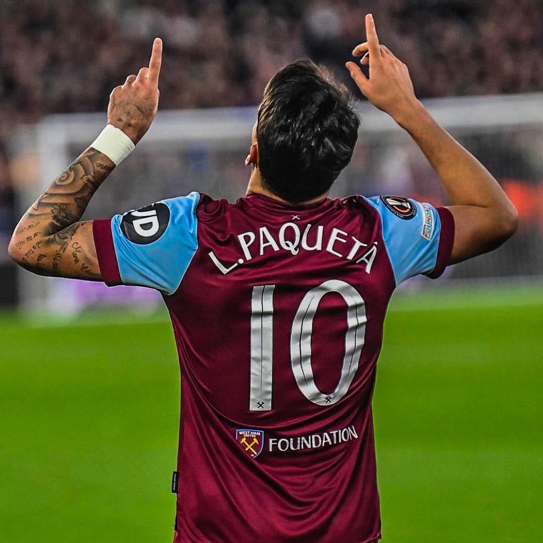 City HQ (@city_hqs) on Twitter photo 🚨 𝗟𝗔𝗧𝗘𝗦𝗧: Manchester City manager Pep Guardiola remains a long-time admirer of Lucas Paqueta, with the midfielder now cleared of all illegal betting allegations. 👨🏻⚖️‼️
📰 via <a href="/GraemeBailey/">Graeme Bailey</a> 🚨 𝗟𝗔𝗧𝗘𝗦𝗧: Manchester City manager Pep Guardiola remains a long-time admirer of Lucas Paqueta, with the midfielder now cleared of all illegal betting allegations. 👨🏻⚖️‼️
📰 via <a href="/GraemeBailey/">Graeme Bailey</a>