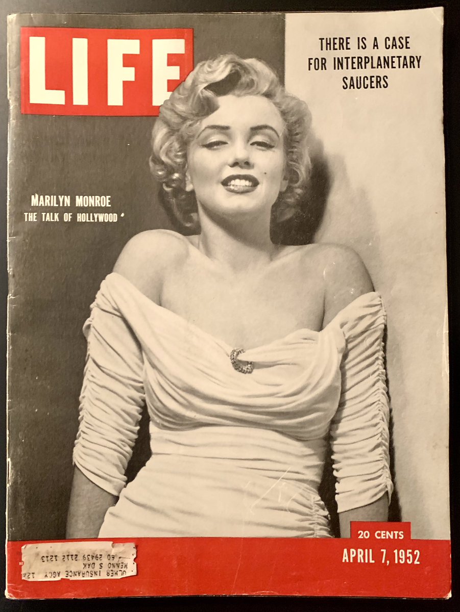 MHuntington7's tweet image. This legendary LIFE magazine from 1952 has been newly acquired for the UFO Library collection! 😮🛸 #UFOs #UFOX #UFOLibrary #UFOCulture #UFOHistory #Ufology #StudyUFOs 📚 #FlyingSaucers #LIFEMagazine
Also got a sharp July 1947 issue in the deal! 👍🏻