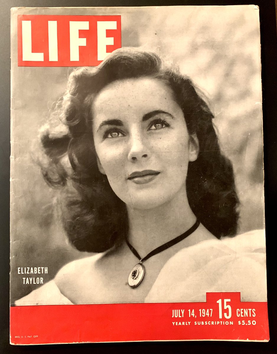 MHuntington7's tweet image. This legendary LIFE magazine from 1952 has been newly acquired for the UFO Library collection! 😮🛸 #UFOs #UFOX #UFOLibrary #UFOCulture #UFOHistory #Ufology #StudyUFOs 📚 #FlyingSaucers #LIFEMagazine
Also got a sharp July 1947 issue in the deal! 👍🏻