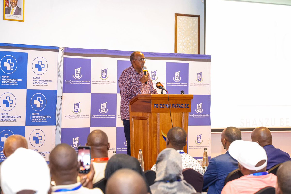 HonAdenDuale's tweet image. Presided over the 21st Annual Scientific Conference of the Kenya Pharmaceutical Association (KPA) in Mombasa, celebrating 50 years of KPA's vital role in Kenya's health sector.
Held under the theme, "Enhancing Access to Quality, Safe and Affordable Health Products and…