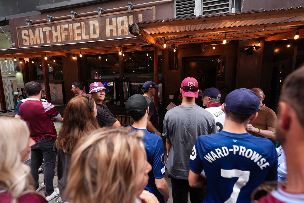 RobPritchard78's tweet image. Honour and a pleasure to host the #WestHam party with supporters from all over 🇺🇸🇨🇦 and beyond with Anton Ferdinand at Smithfield Hall in Midtown Manhattan on Friday night! ⚒️