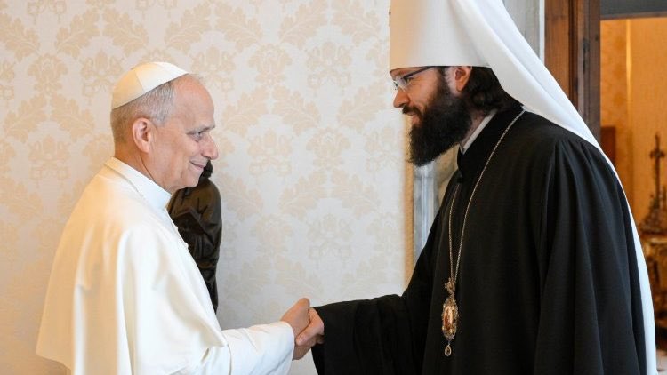 FrancoScarsell2's tweet image. Il Papa ha incontrato Antonij, capo delle relazioni esterne del Patriarcato di Mosca,col quale ha affrontato "numerose questioni riguardanti lo stato del dialogo tra ortodossi e cattolici, nonché i conflitti in atto nel mondo, compresi quelli in Ucraina e in Medioriente.