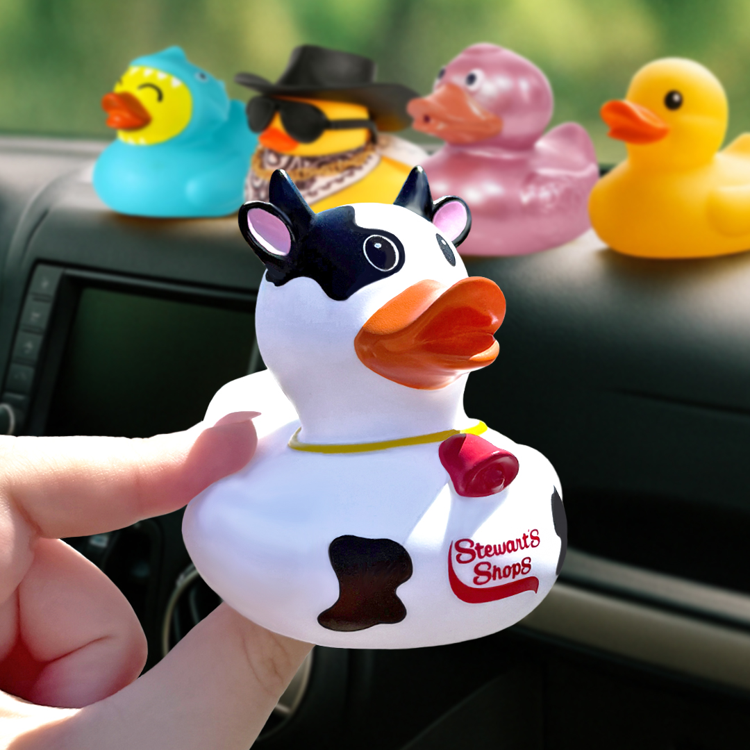 When Quack meets Moo! 🐮🦆 Our cow-print mini rubber ducks are here to make a splash! Who’s adding this cutie to their Stewart’s collection? Get yours online today: ow.ly/W5hV50WuCRk