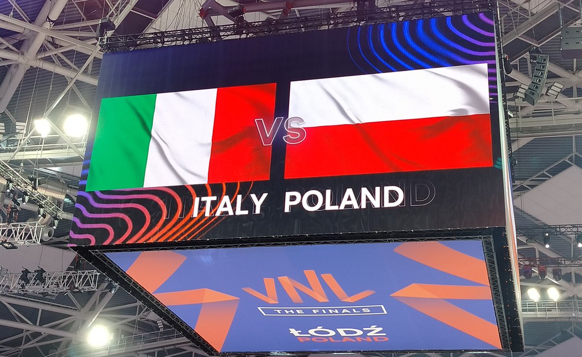 sebwarzecha's tweet image. Lecimy z tymi Włoszkami. Że 27 zwycięstw z rzędu? No to więcej nie będzie 💪