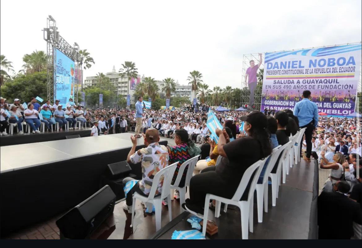 Nuestro presidente, Luis Cabezas-Klaere estuvo presente en una feria cultural por #Guayaquil, un evento que llenó de alegría y orgullo a cientos de ciudadanos que celebraron la identidad y el espíritu de una ciudad próspera y solidaria.

La jornada fue presidida por el presidente