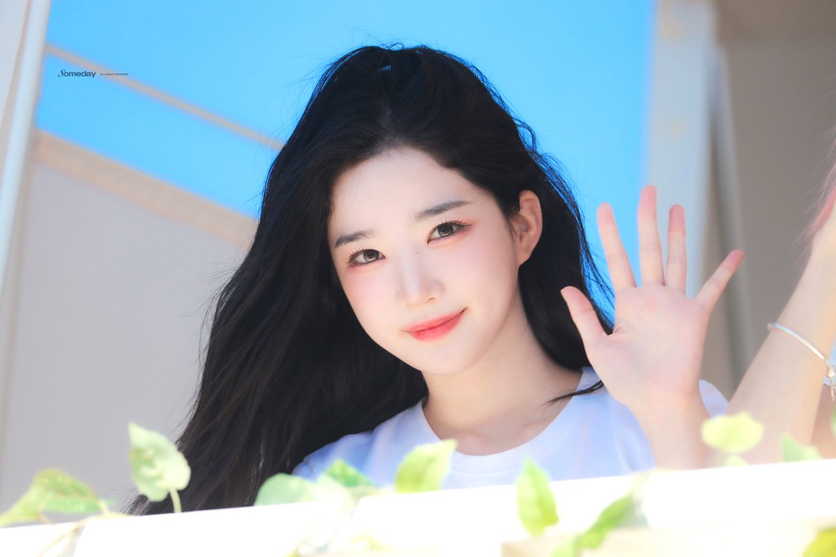 yoo20010209's tweet image. 250721 🐰💙 HQ
#트리플에스 #tripleS #김유연