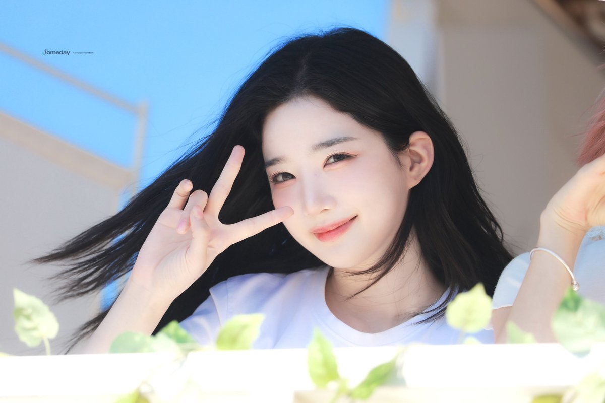 yoo20010209's tweet image. 250721 🐰💙 HQ
#트리플에스 #tripleS #김유연
