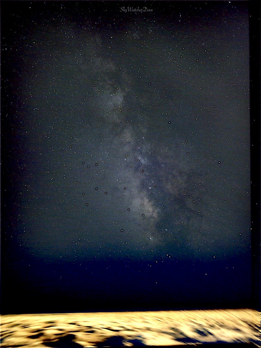 SkyWatch07's tweet photo. First go at imaging the galactic core of our Milky Way galaxy. Absolutely blown away by the result using only IPhone14. [ 50 x10s exposures stacked using AstroShader app ]

#MilkyWay #Astrophotography #Astro  ⁦#ThePhotoHour⁩ #PhoneAstro #AstroShader https://t.co/DGvRULgGzd