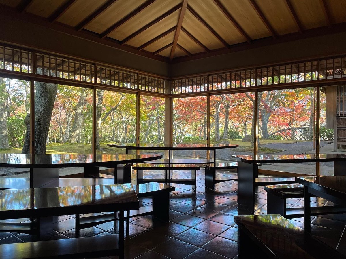 ELLEDECOR_Japan's tweet image. デザイン好きが行くべき、1泊2日・箱根トラベルガイド
bit.ly/4o4Uawv
都心からもアクセスがよく、何度でも訪れたくなる「箱根」。今回は、インテリアが美しいホテルやカフェ、神社、アートなど『エル・デコ』が厳選したスポットを、おすすめの過ごし方別にモデルコースでご案内。