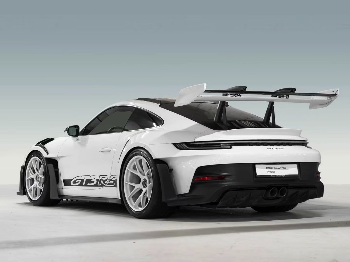 Earlsimxx's tweet image. GT3 RS Weissach with matching white trims