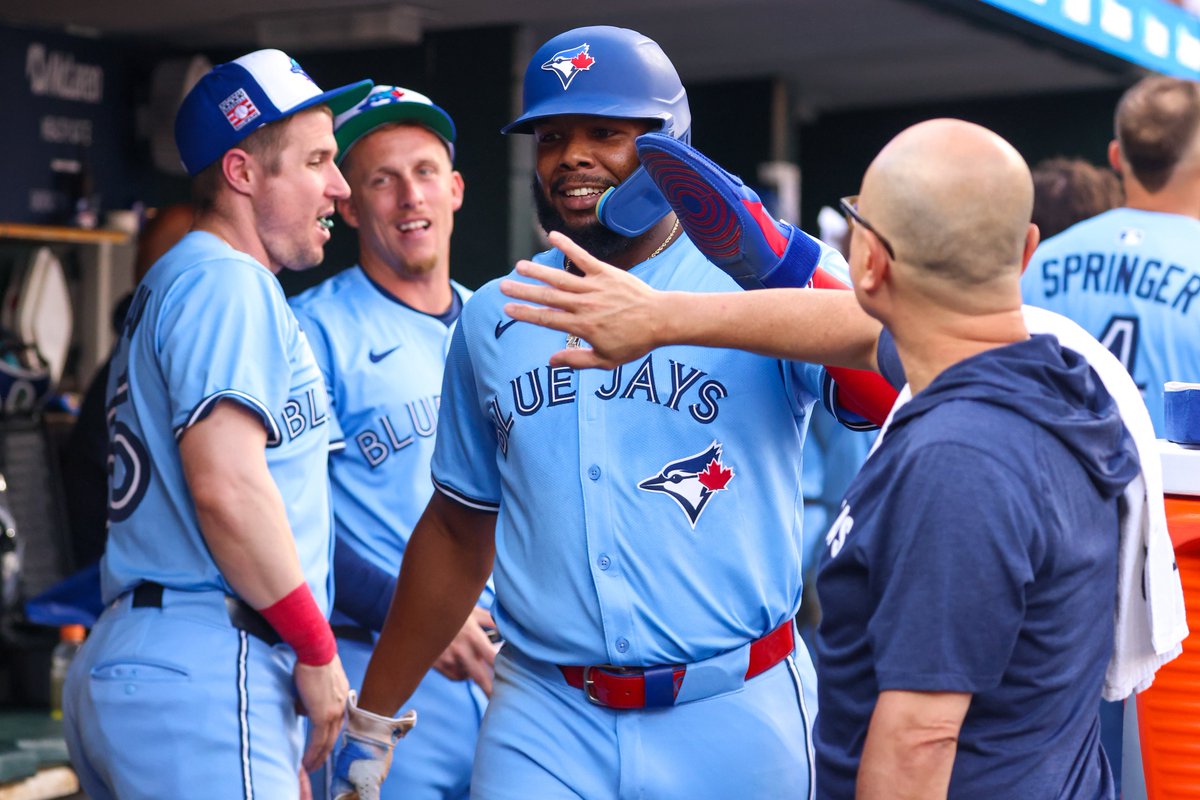 BlueJays's tweet photo. ☀️ Good Morning from your First Place In Baseball Toronto Blue Jays! #lightsupletsgo https://t.co/abTSot5eMZ