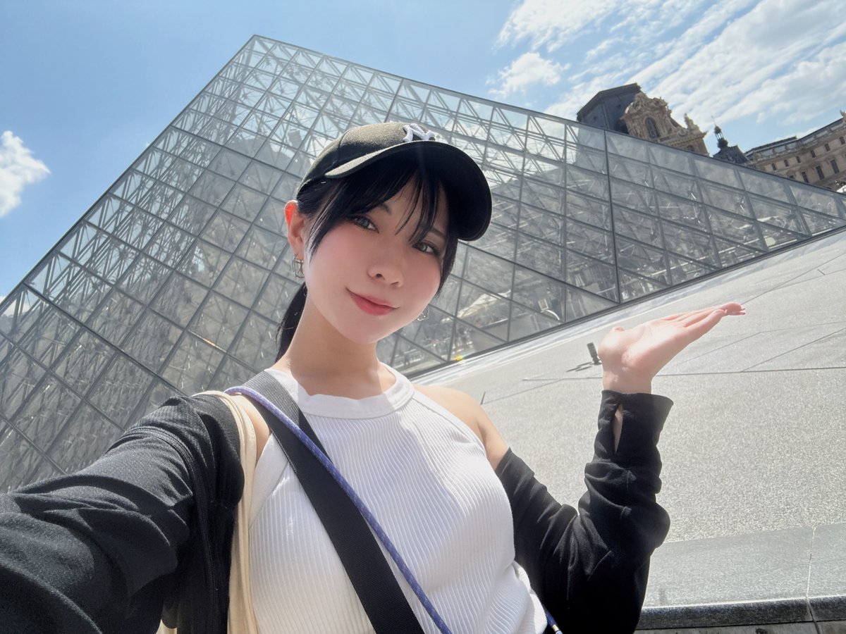 netetaberuch's tweet image. わーい♡

ルーヴル周ってきた！
ダヴィンチの絵も見れたし、メソポタミアからエジプトまで見れて大満足！フランス王室関連の展示も豪華絢爛で良かった🤗
全く時間は足りなかったけど流石に疲労が蓄積されてるので次へ向かいます