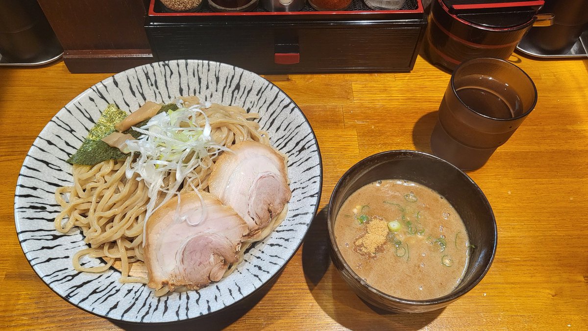 celelon2000's tweet image. つけ麺🍜(*&apos;༥&apos;*)ŧ‹”ŧ‹”