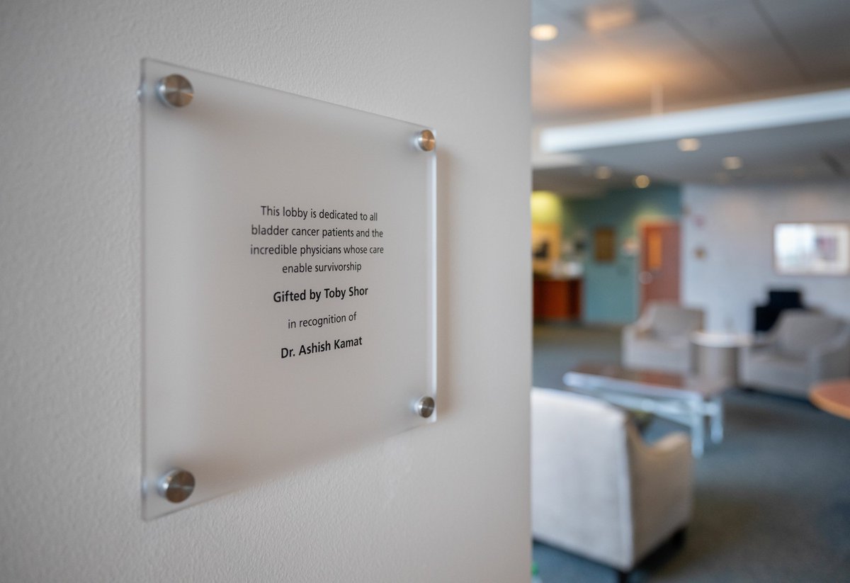 UroDocAsh's tweet image. A profound honor – this generous gift by Toby Shor is a tribute to bladder cancer patients, the care that makes survivorship possible, and the remarkable team I’m privileged to work with.
@MDAndersonNews #OncSurgery
@NNavai @KKBree @DrByronLee @OAlhalabiMD @DocMattCampbell…
