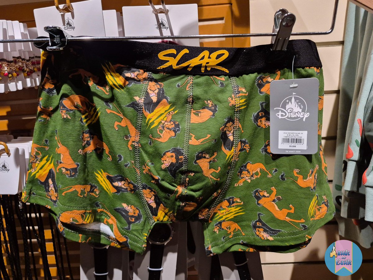 InsideDlpCastle's tweet image. 🛍Boxer Scar 
La Girafe Curieuse 
20€