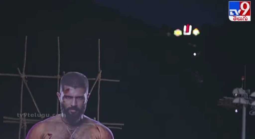 PeddaReddy02's tweet image. Paina Venkanna Konda 🙏🏻🙏🏻
Kinda Devarakonda 🙌🏻 @TheDeverakonda
#Kingdom #KingdomTrailer #KingdomTrailerLaunchEvent