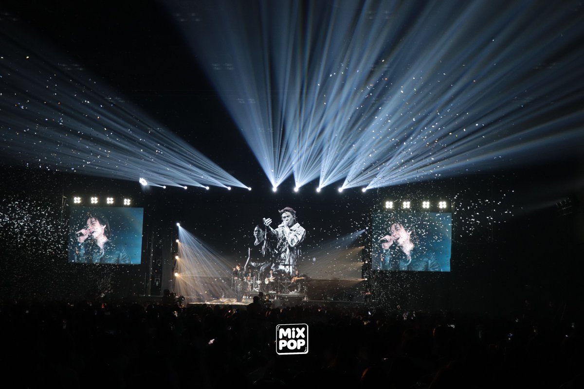 MiXPOPth's tweet image. ส่งท้ายกับ JACKIE JACKRIN The 1st Fan Concert “THE SENSE OF FEELINGS presented by CITIZEN” 🥩⚡️
#JACKIE_The1stFANCON_DDAY
#JACKIE_The1stFANCON
#JackieJackrin
#MiXPOPEnt