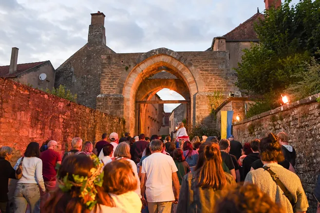 lyonne_fr's tweet image. Montréal en Lumière et les Rencontres de Monthelon : un week-end chargé pour le village de l'Avallonnais
>>lyonne.fr/montreal-89420…