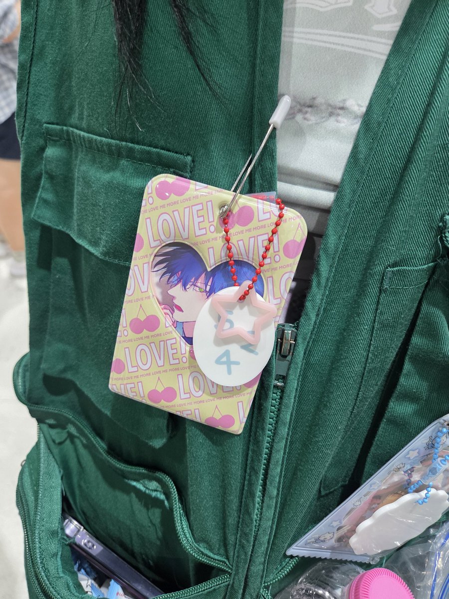 아니 오늘 디페에서 지지님 만났는데 내 포카를ㅠㅋㅋㅋㅋㅋㅋ 영광입니다 감사해.... <a href="/ji_zz524zz/">지지</a>